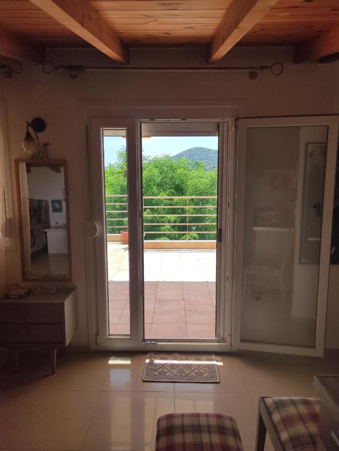 Salty Views - Roof Apartment 카발라 외부 사진